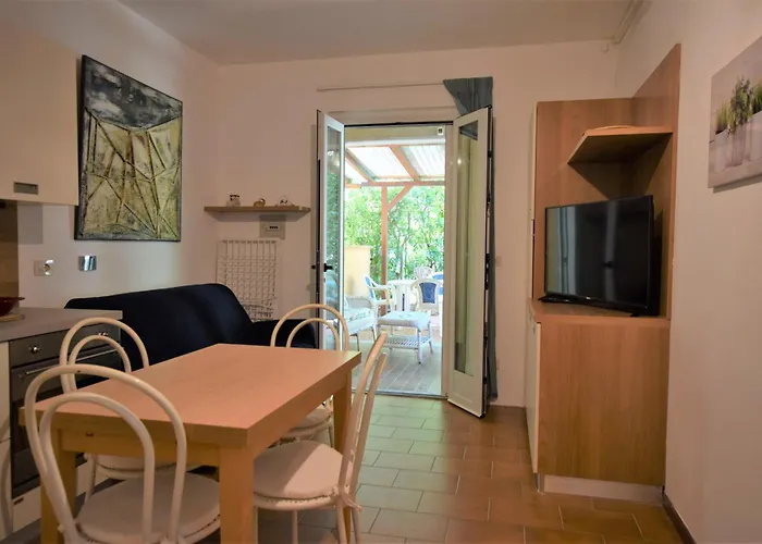 Appartement Susy, Vicino Di